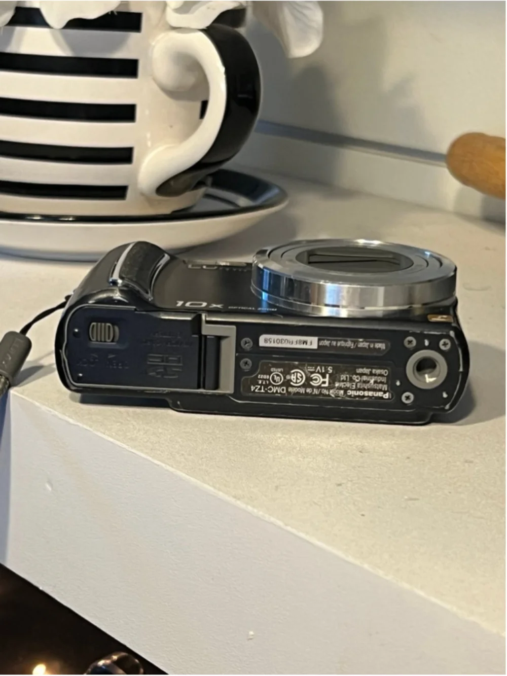 Panasonic LUMIX DMC-TZ5 Black 9.1 MP Compact Digital Camera